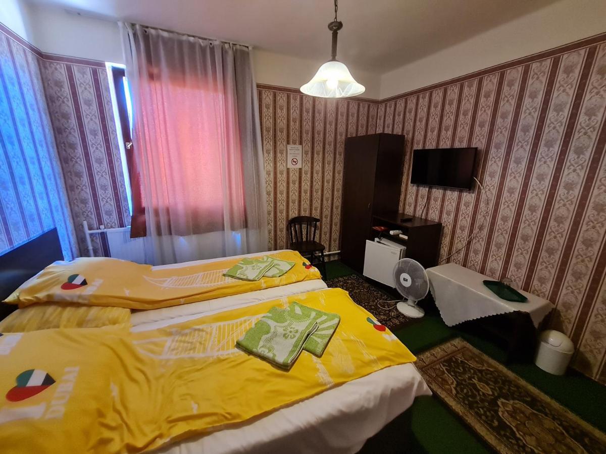 Jocó Panzió Hotel Nyiregyhaza Ngoại thất bức ảnh