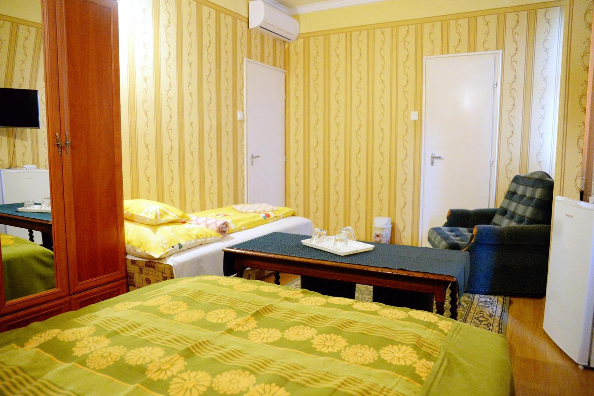 Jocó Panzió Hotel Nyiregyhaza Ngoại thất bức ảnh